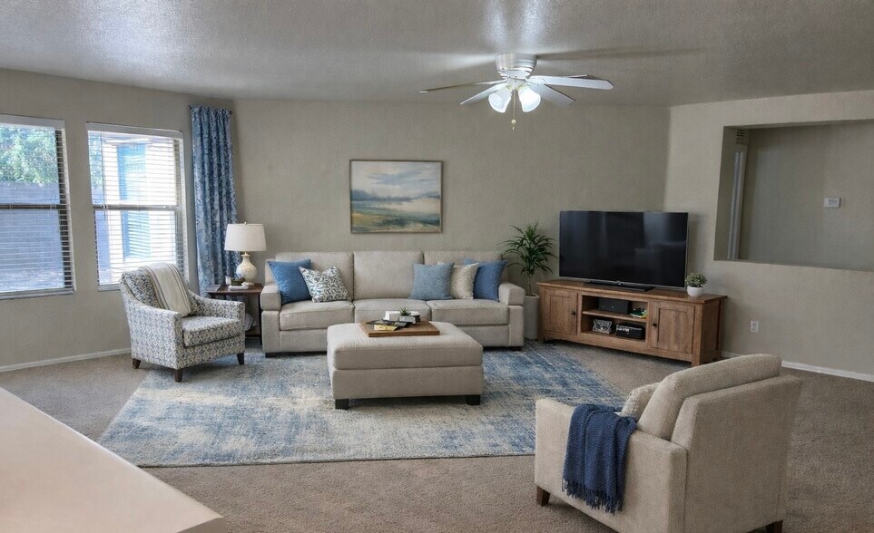 family room - 9125 E Plata Ave
