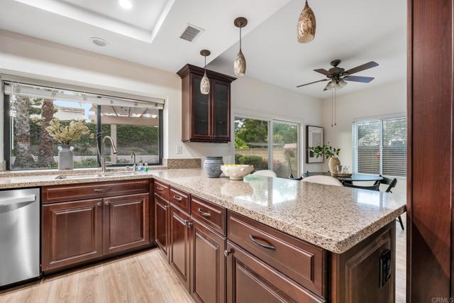 Building Photo - 1996 White Birch Dr