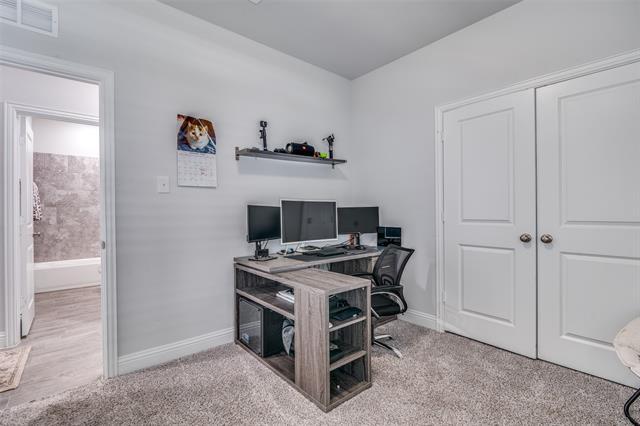 Building Photo - 1069 Norias Dr