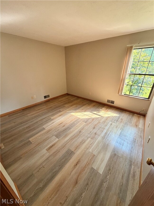 Building Photo - 4046 St Andrews Ct