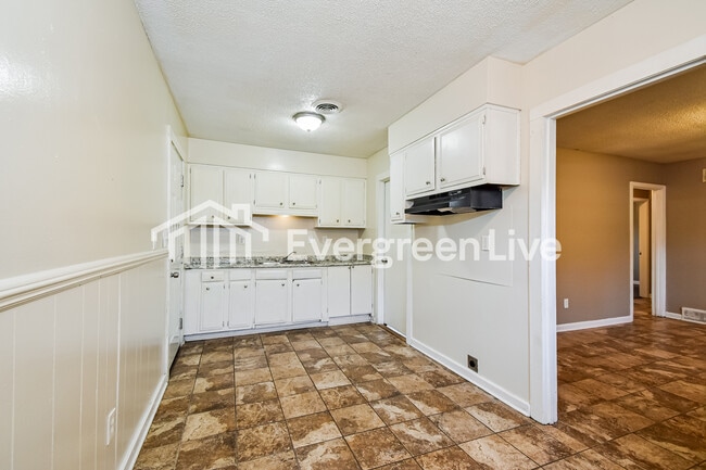 Building Photo - 4247 Trudy St