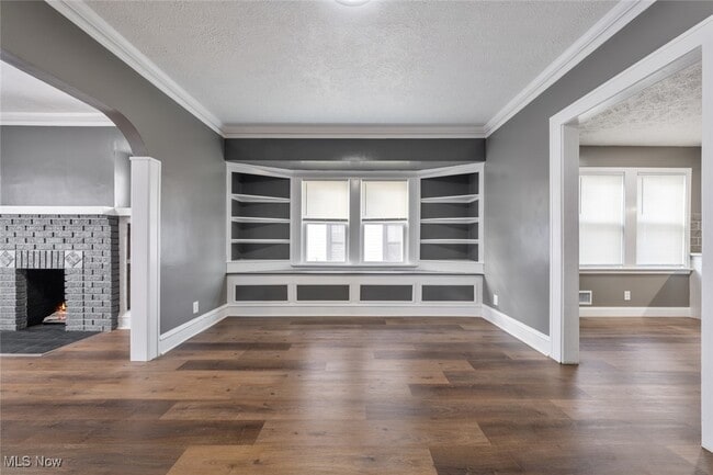 Building Photo - 3904 Ardmore Ave