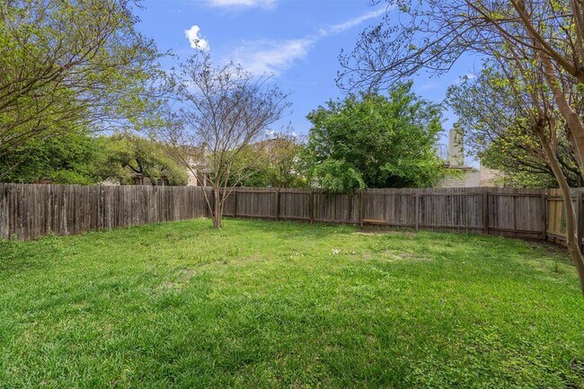 Building Photo - 404 Arrowhead Trail
