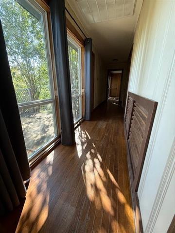 Building Photo - 909 S Brown Ave