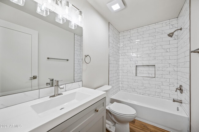 Building Photo - 4139 N 27th St