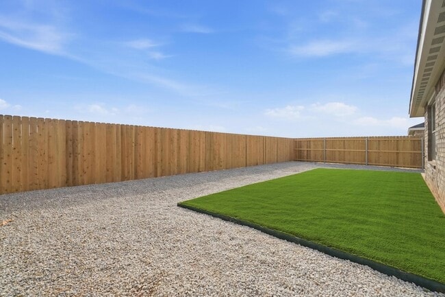 Building Photo - 434 Elmont St