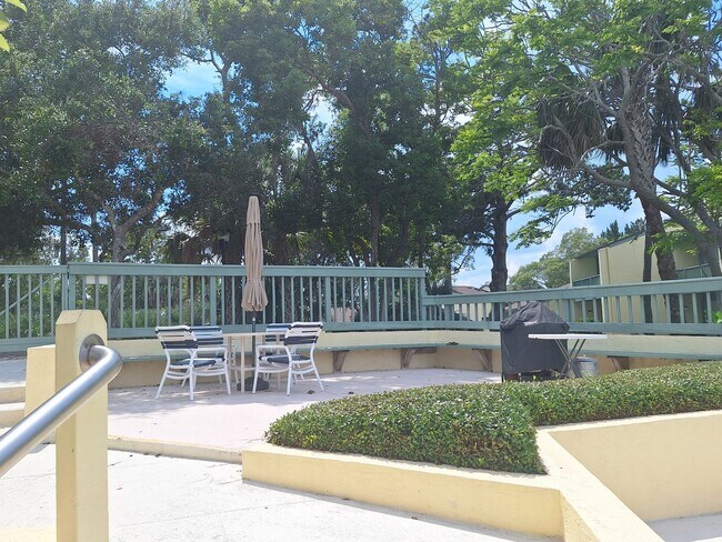 Building Photo - FURNISHED RENTAL - SUGAR MILL / PINE VALLEY CONDO!