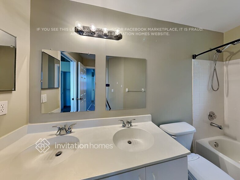 Building Photo - 4132 Trenton Ave