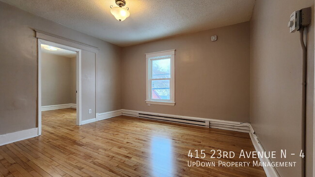 Building Photo - 415 23rd Ave N