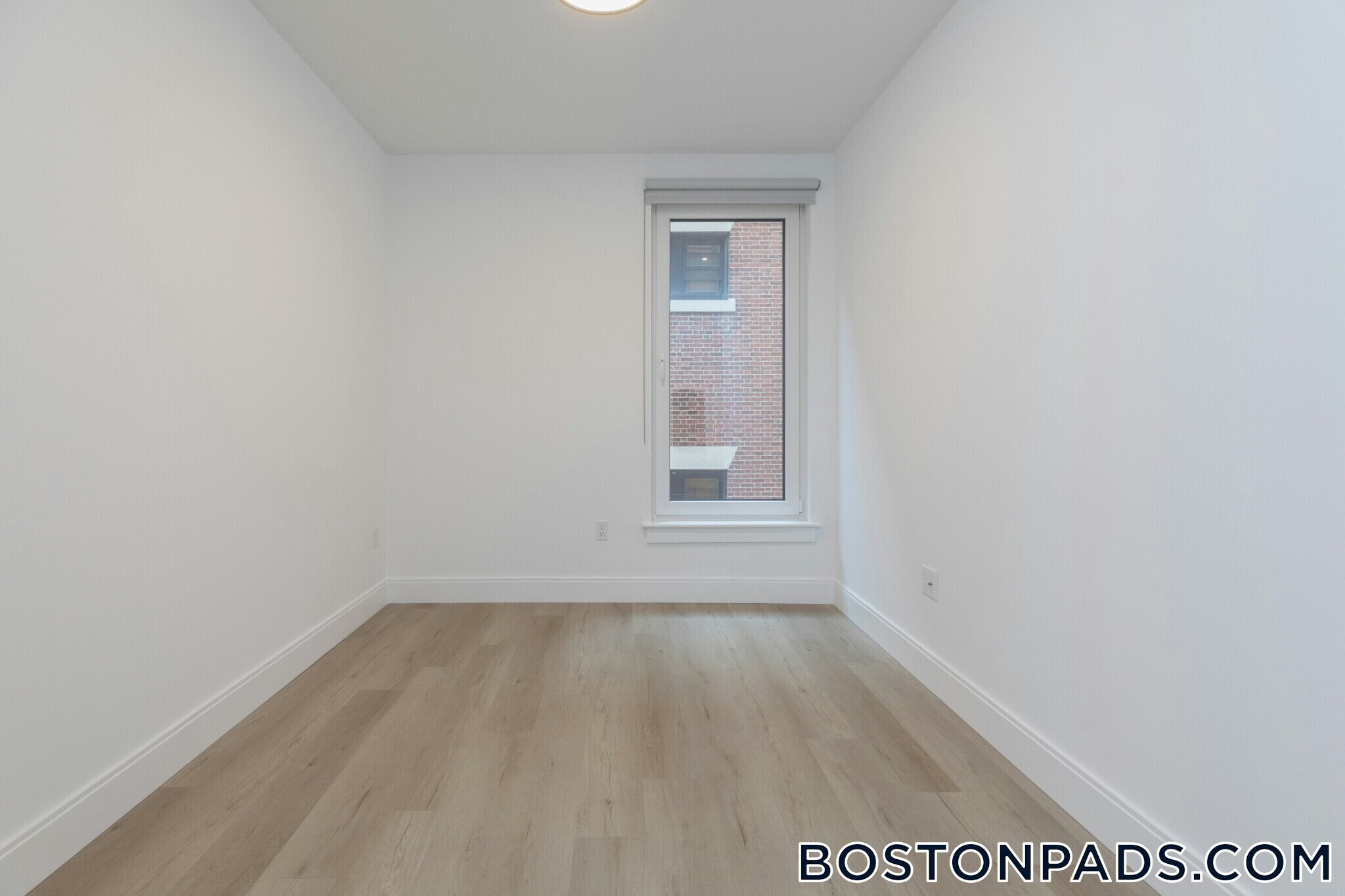 Building Photo - 1 Newcomb St