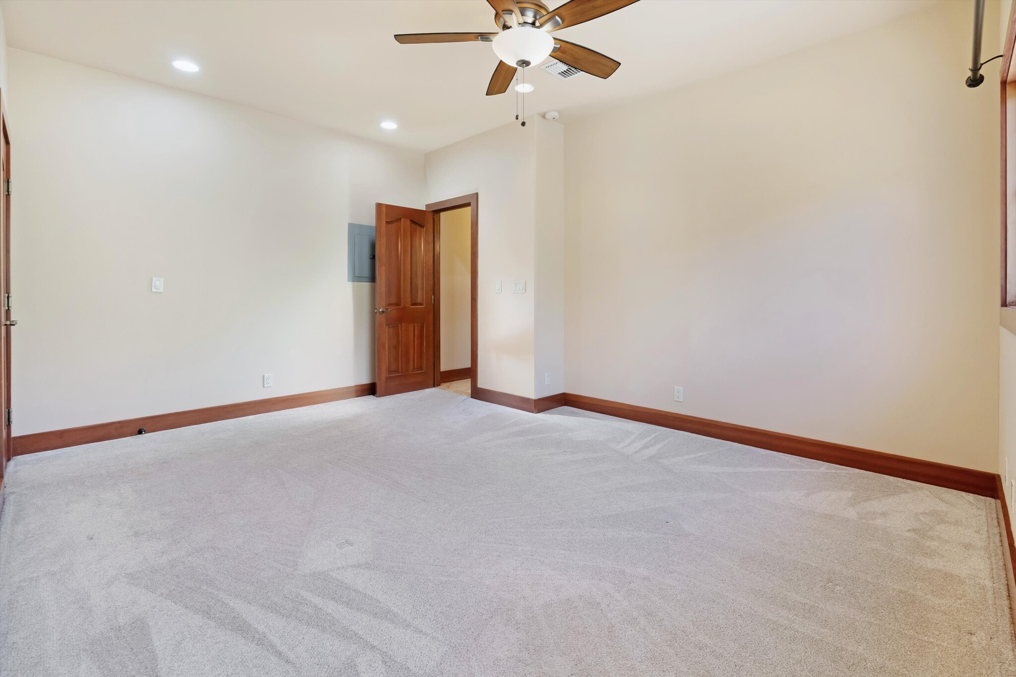 Building Photo - 44 Lau Niu Way