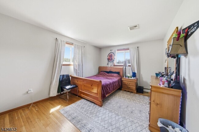 Building Photo - 131 Califon Rd