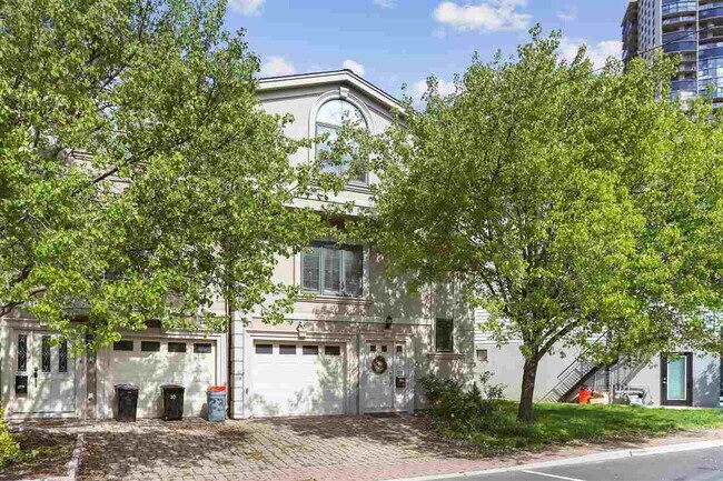 Building Photo - 25 Hackensack Plank Rd