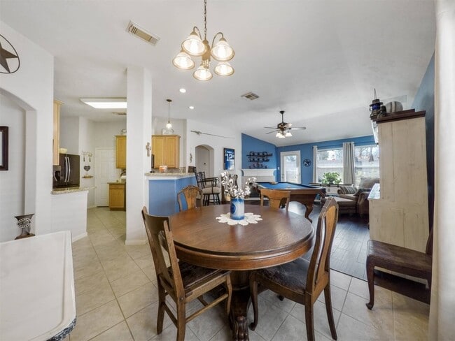 Building Photo - 5718 Indigo Trails Dr