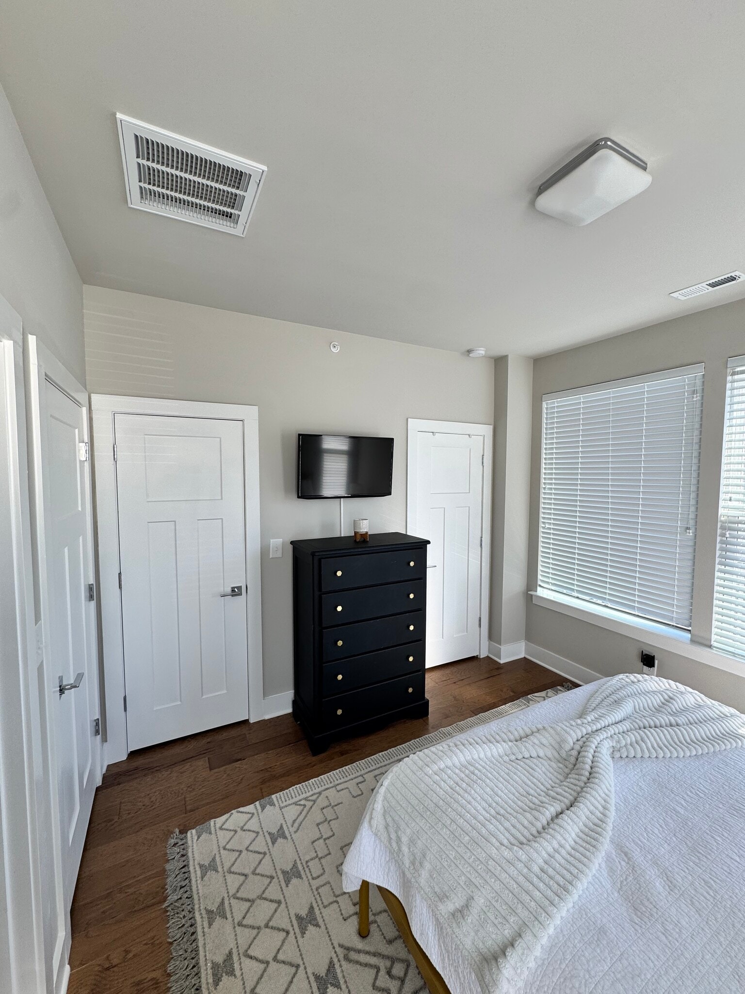 Building Photo - 4101 Bryant Terraces Dr