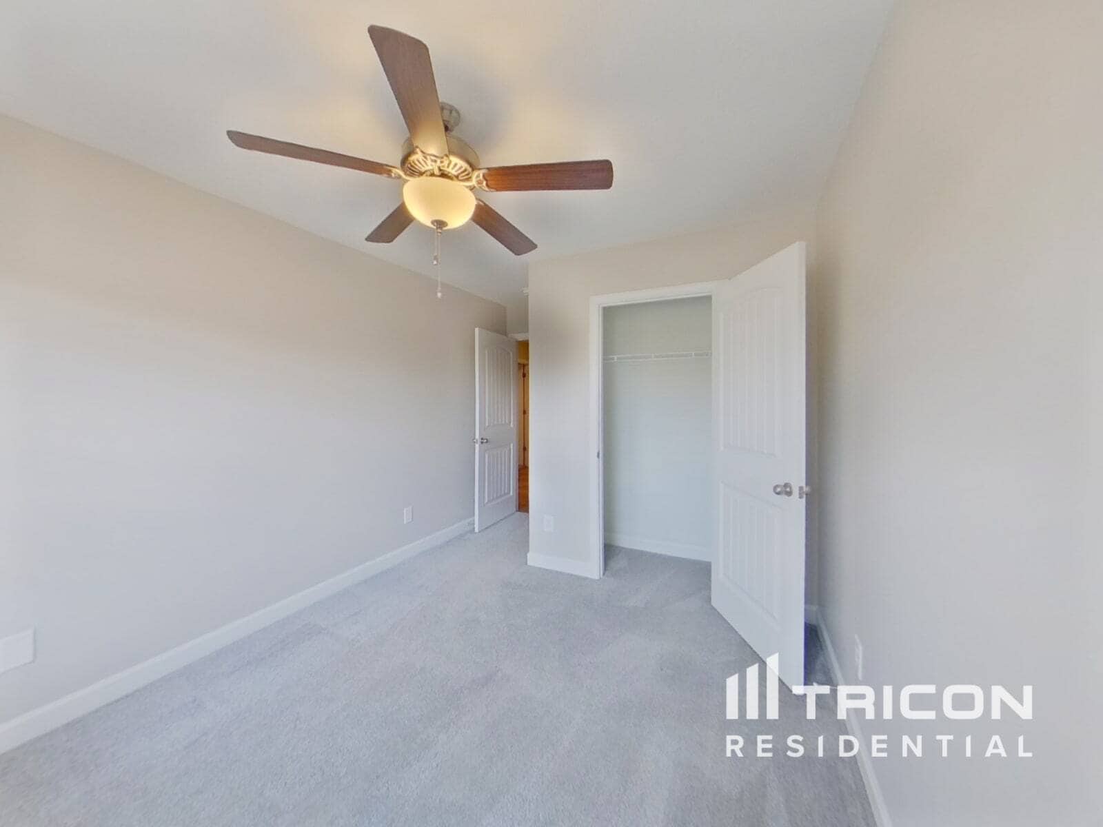 Building Photo - 800 Alley Ridge Dr