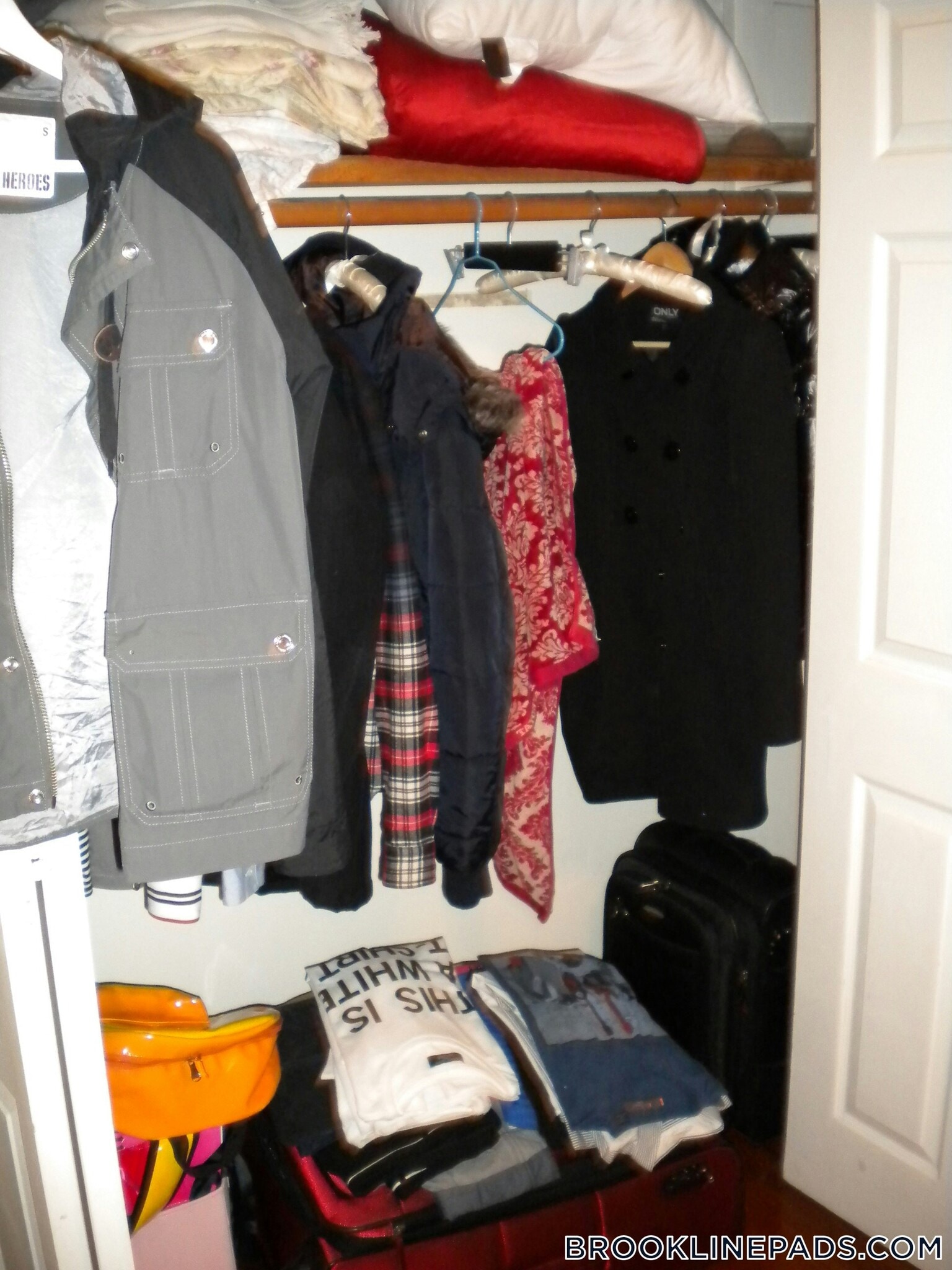 Building Photo - 208 Winthrop Rd