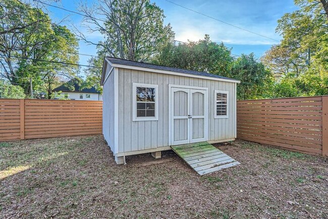 Building Photo - Beautifully Upgraded 3BD/2BA NoDA Bungalow...