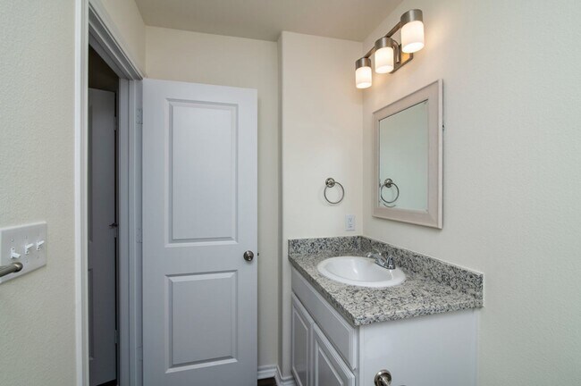 Building Photo - COMING SOON! 3 BEDROOM DUPLEX LOCATED IN WHITERIGHT, TEXAS!