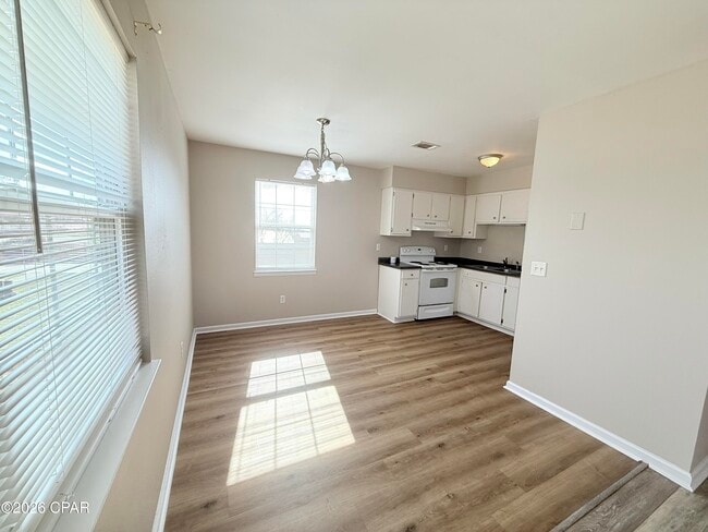 Building Photo - 130 Beulah Ave