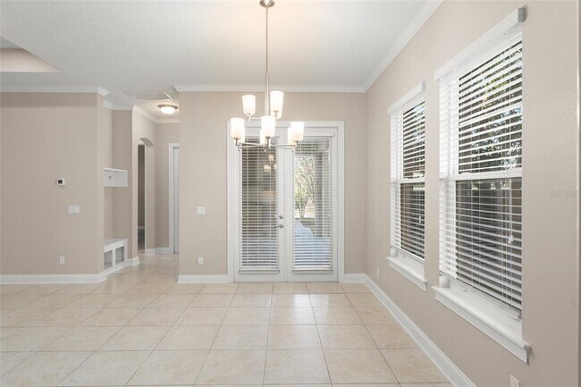 Building Photo - 13833 Behring Ave