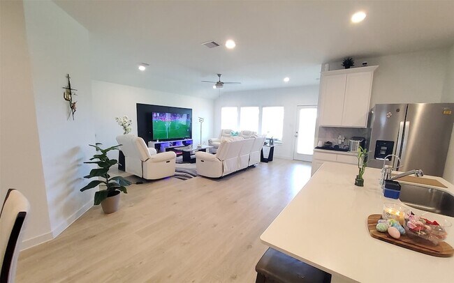 Building Photo - 31739 Margaret Woods Ln