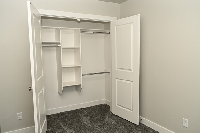 Building Photo - 2251 S 1220 W