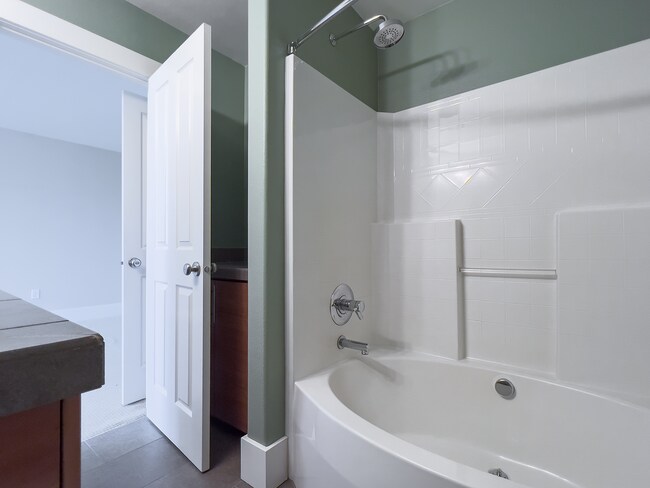 Building Photo - Enjoy this 3 Bedroom 2.5 Bathroom End Townhome ~ 2 Car Garage + Washer & Dryer! Great Cedar Mill ...