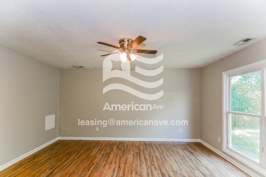 Building Photo - 6997 Candlewood Dr