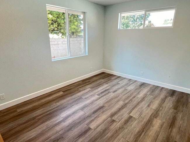 Building Photo - Remodeled North Tustin 4 Bed 3 Bath Ranch Home with Solar!