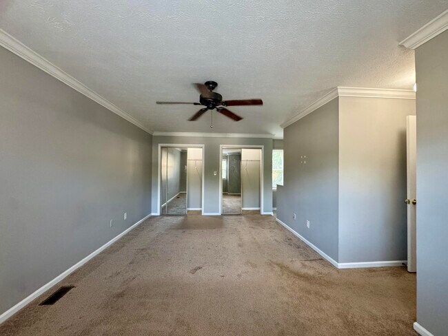 Building Photo - 344 Stonegate Way