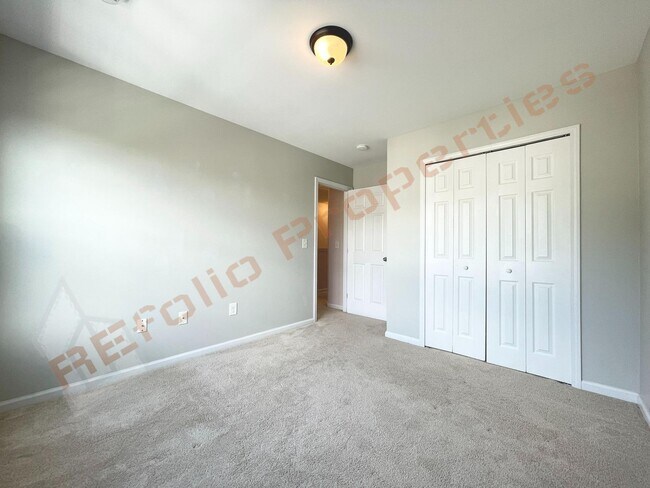 Building Photo - 1304 Cozart St