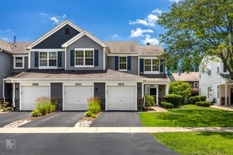 Building Photo - North Naperville Two Bedroom
