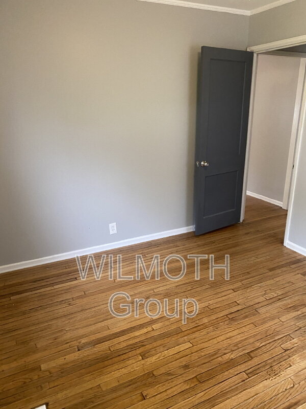 Building Photo - 3639 W 12th St
