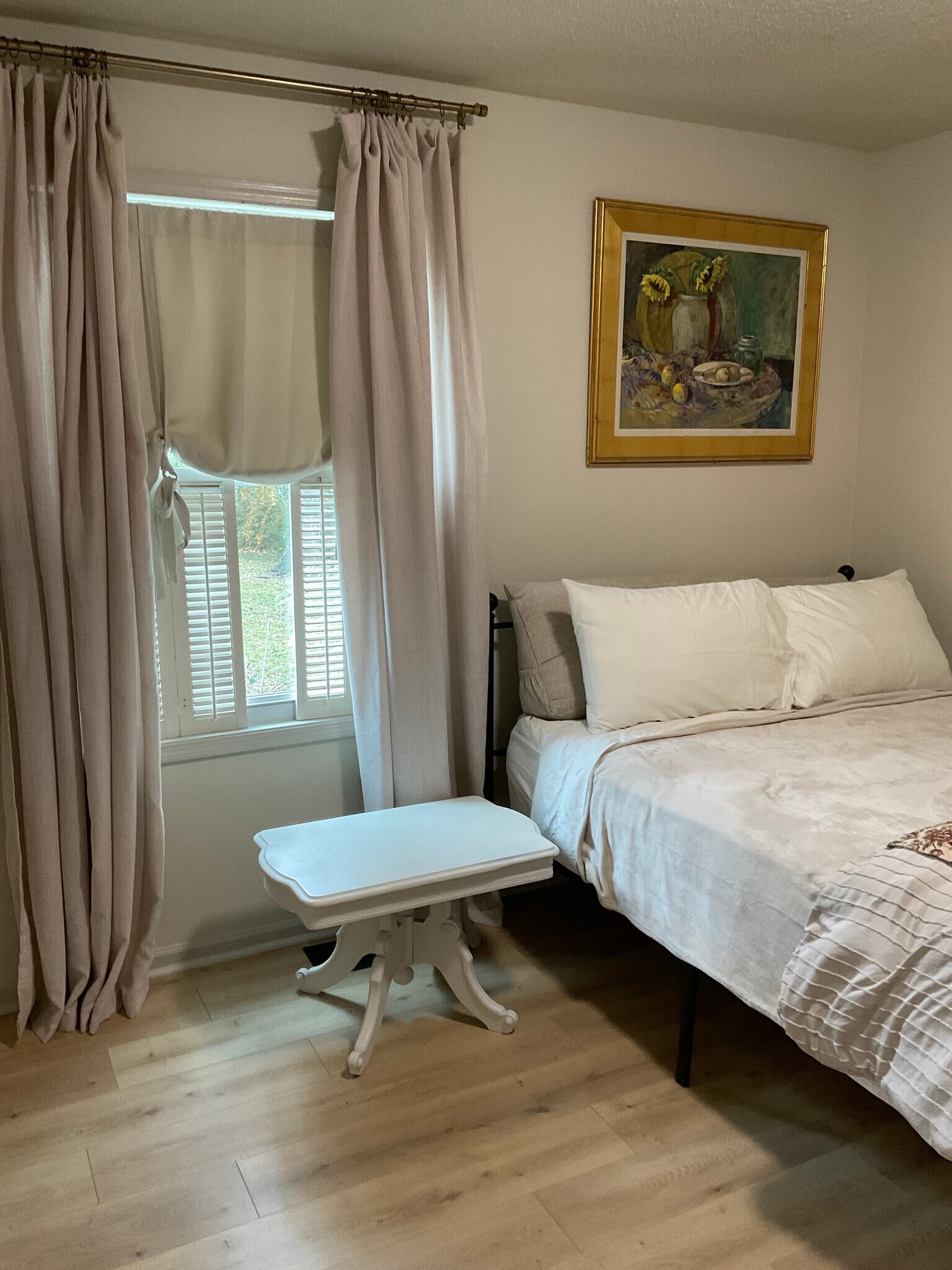 Building Photo - 212 Washington St W