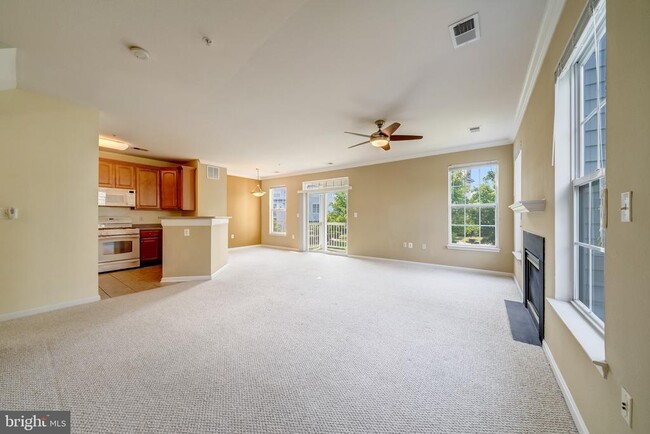 Building Photo - 13024 Cabin Creek Rd