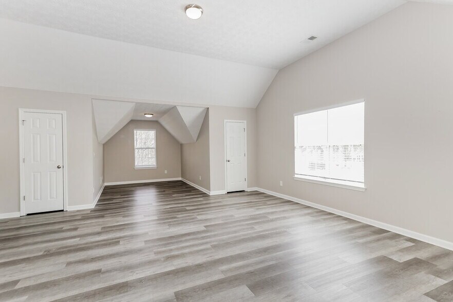 Building Photo - 2517 Mead Ct