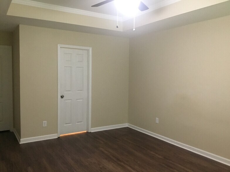 Building Photo - 134 Aquinnah Dr