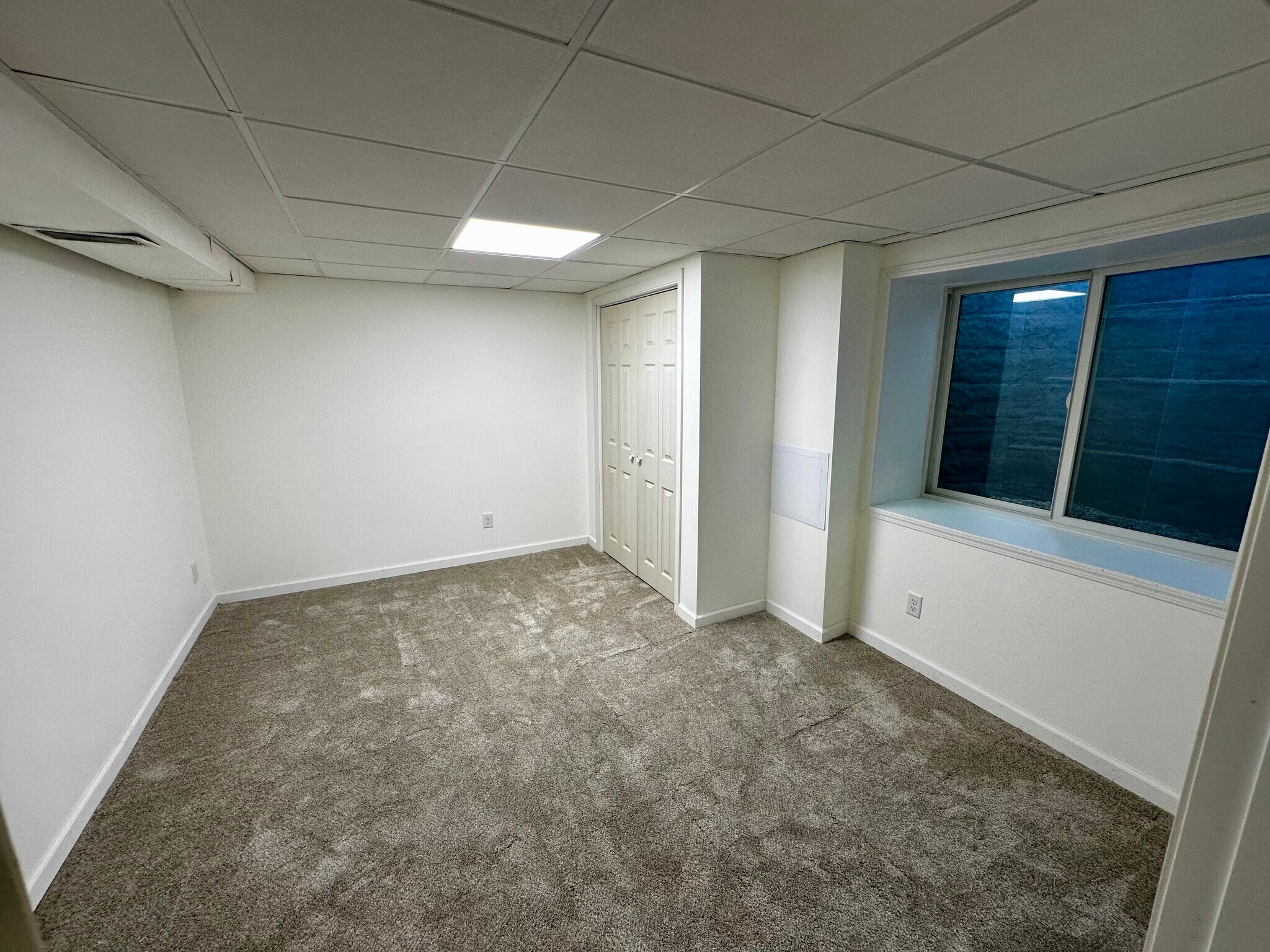 Building Photo - 4011 David Rd