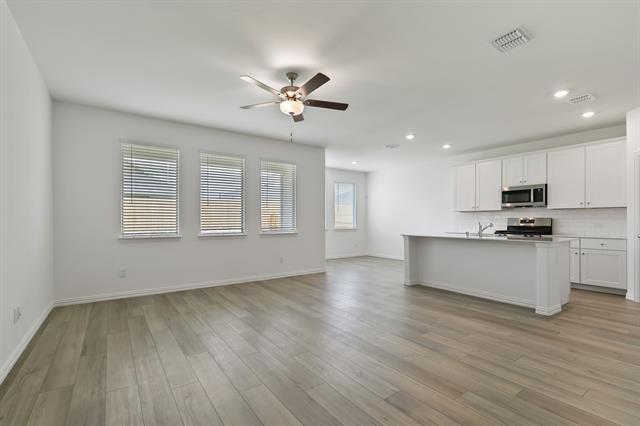 Building Photo - 952 Dustwood Dr