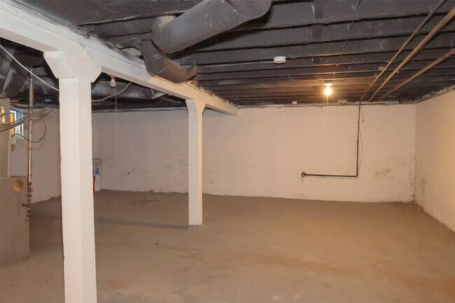 Building Photo - 2126 Lexa Dr