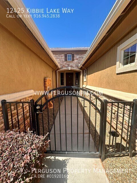 Building Photo - 12425 Kibbie Lake Way