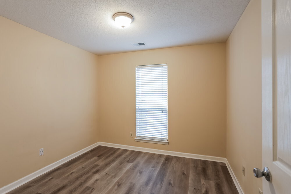 Building Photo - 4088 Carroll Dr