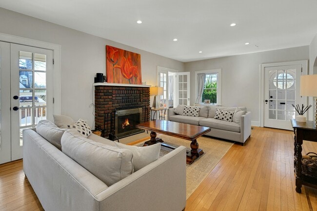 Building Photo - 142 N Passaic Ave