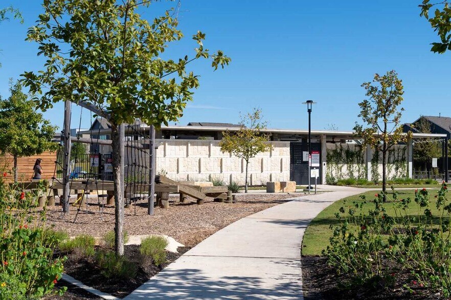 Building Photo - 5801 Charles Merle Dr.