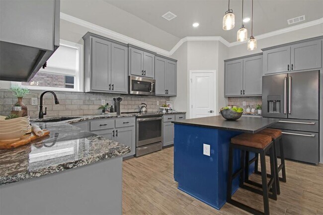 Building Photo - 5404 Black Horse