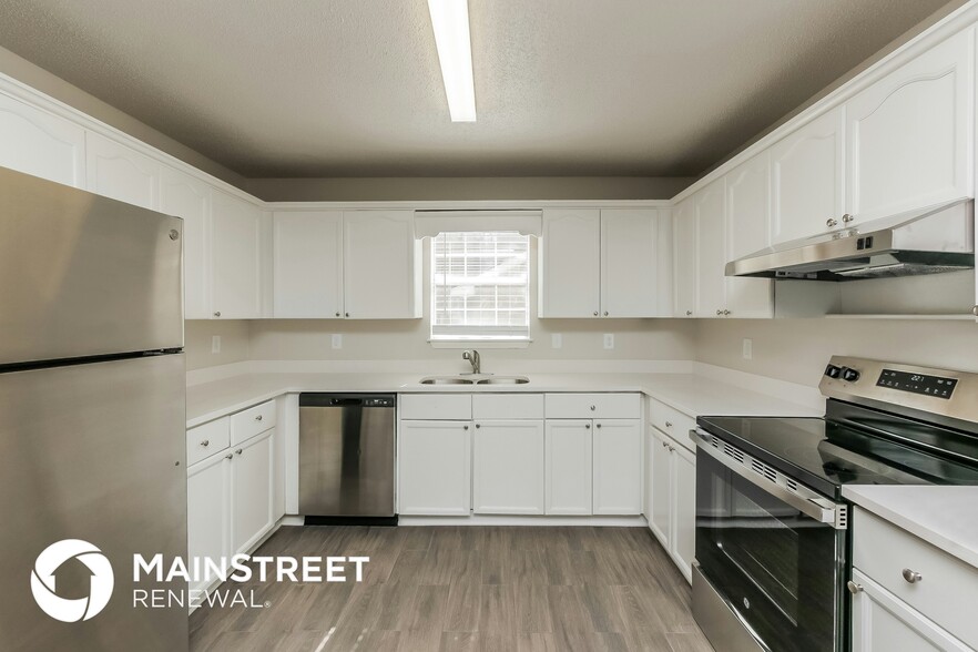 Building Photo - 6728 Crossbrook Ln