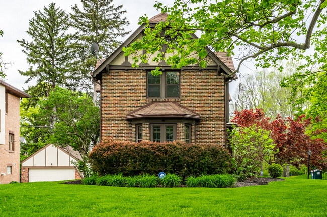 Building Photo - 5124 N Capitol Ave