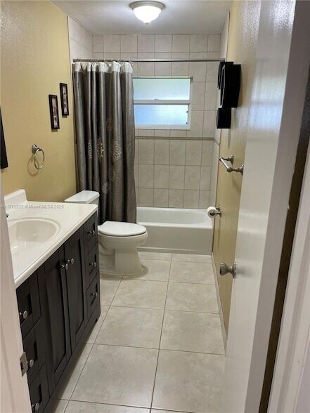 Building Photo - 9364 SW 184th Terrace