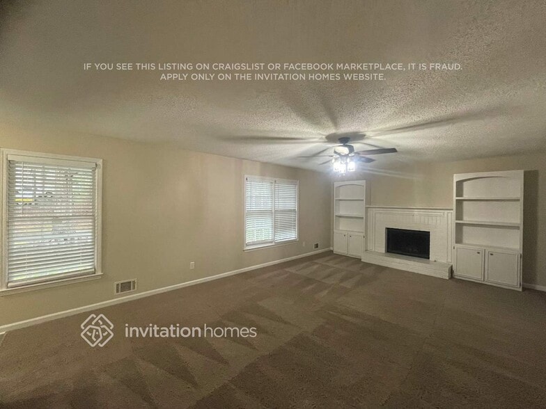 Building Photo - 115 Elizabeth Pl